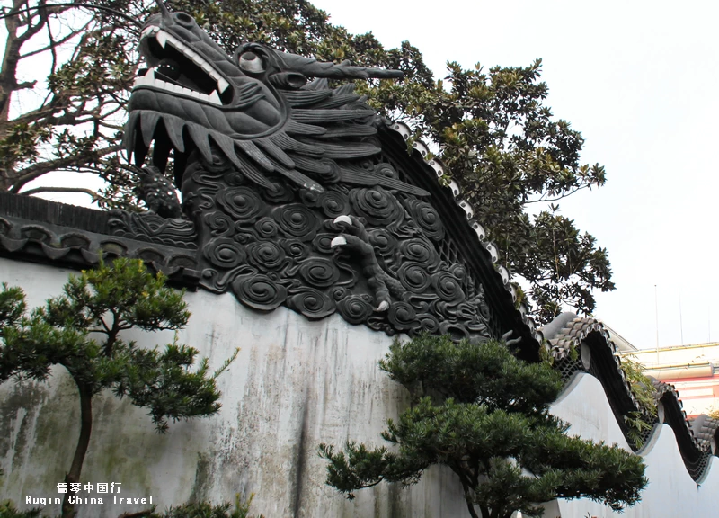 The Dragon Head Wall in Yu Garden