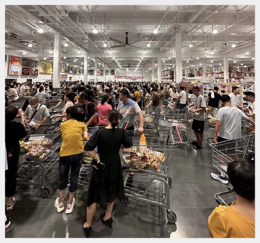 Costco in Hangzhou