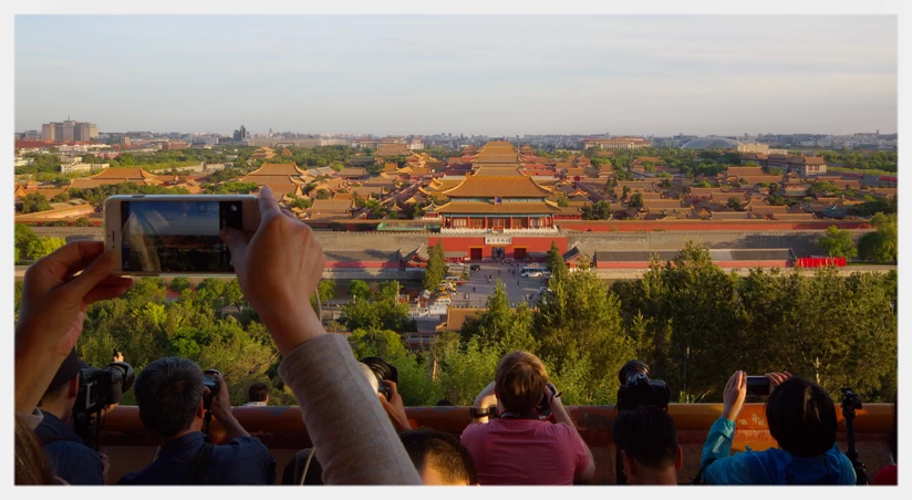 Overlooking Forbidden City from the top of Jingshan Park