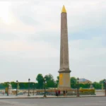 协和广场中心有标志性建筑 - 埃及方尖碑（Egyptian obelisk）