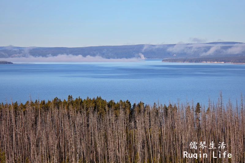 黄石湖(Yellowstone Lake)是黄石国家公园最大湖泊