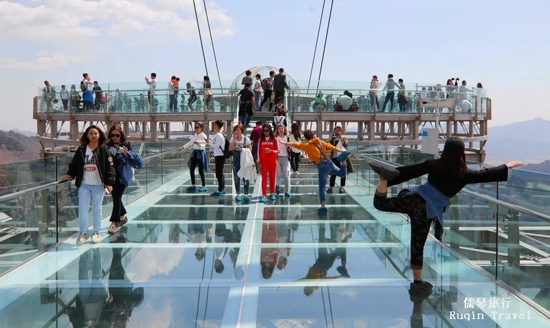 Pinggu Glass sightseeing platform