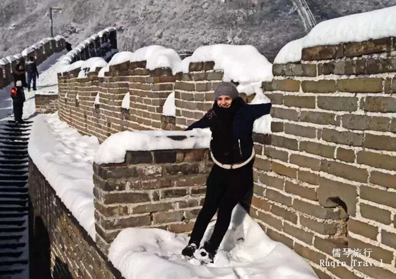 Hiking the Great Wall of China in snow