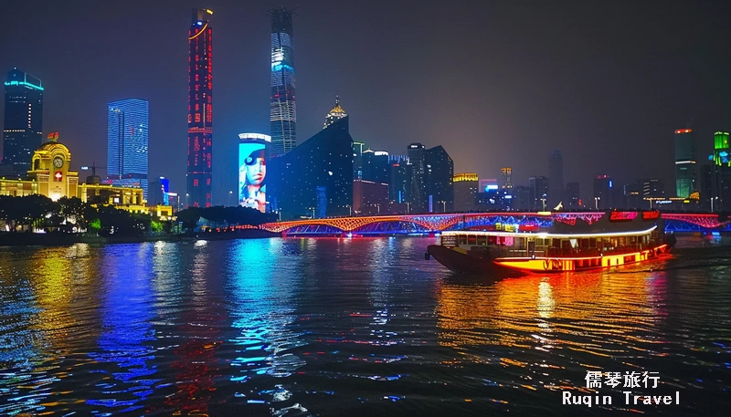The fun fact about Guangzhou is Pearl River night cruise.
