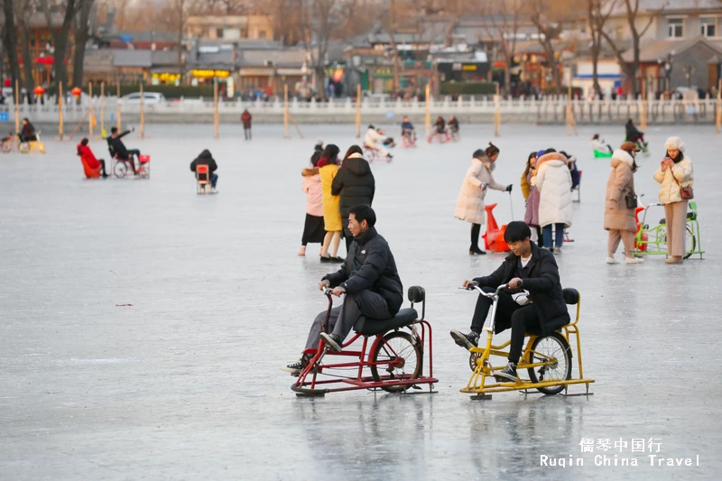  Ice skating in Shichahai in winter