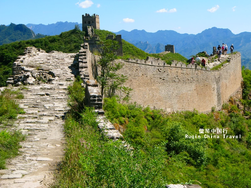 Jinshanling Great Wall Hiking Day Tour