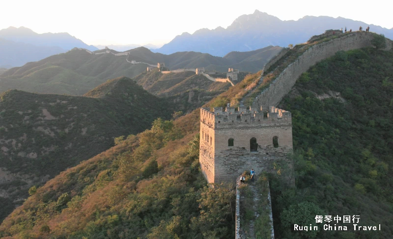 Sunrise over Jinshanling Great Wall