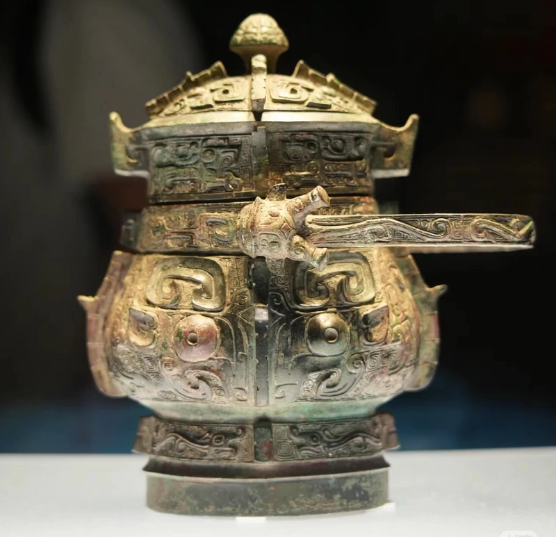  The artifact from Zhou, Qin, and HanDynasties Hall