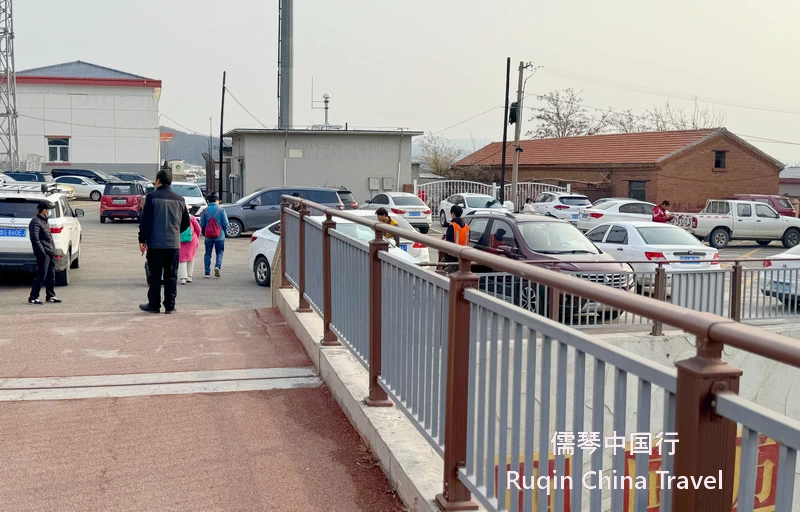 Gubeikou Railway Station Parking Lot