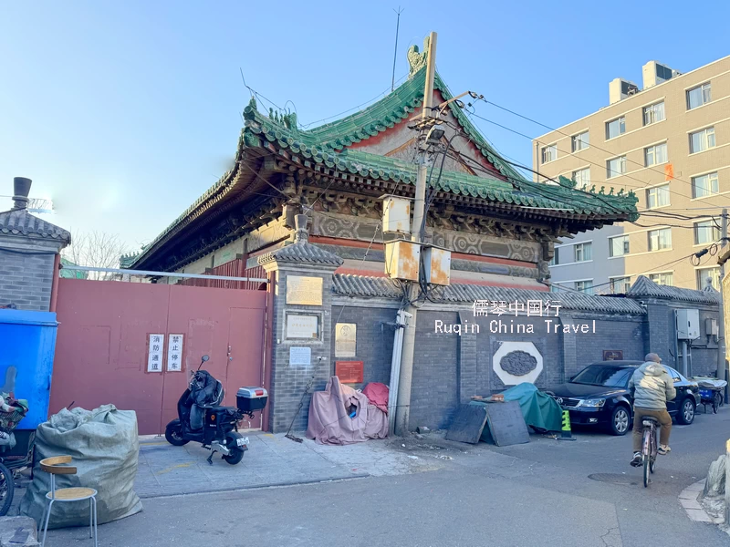 the Jingang Hall of Huguo Temple.