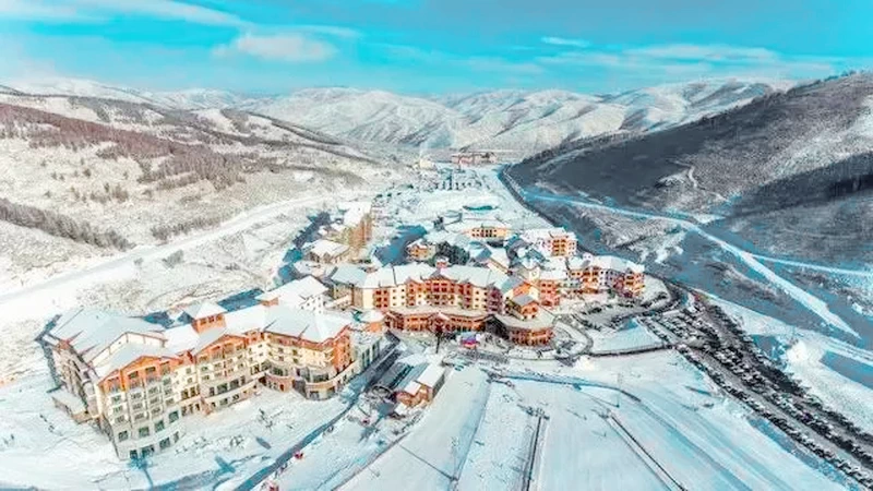 Thaiwoo Ski Resort 太舞滑雪小镇