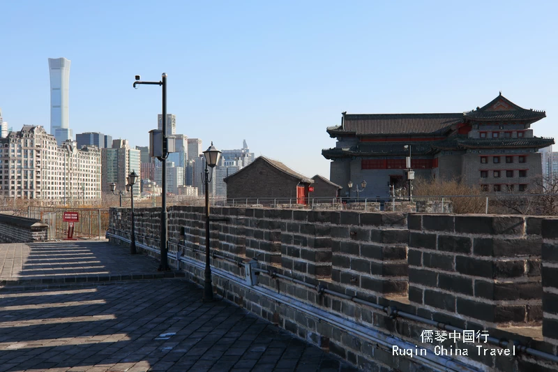 Stroll on the city wall top Ming City wall Ruins Park