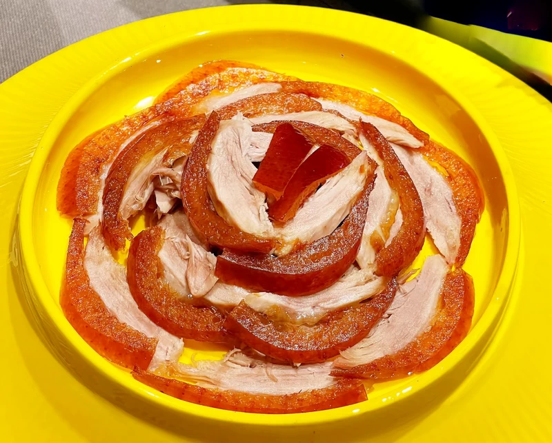 Sliced Peking Roast Duck at Hua’s Restaurant - Guijie Branch (花家怡园簋街)