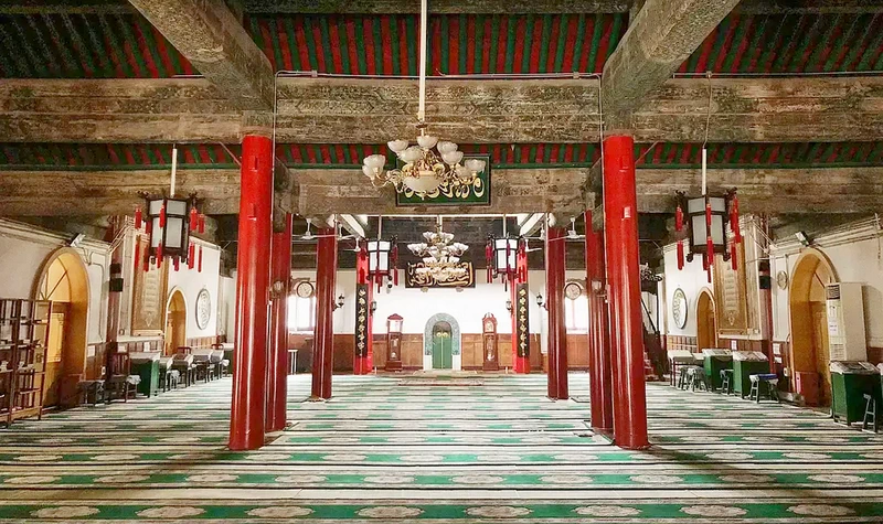 huashi Mosque Prayer Hall