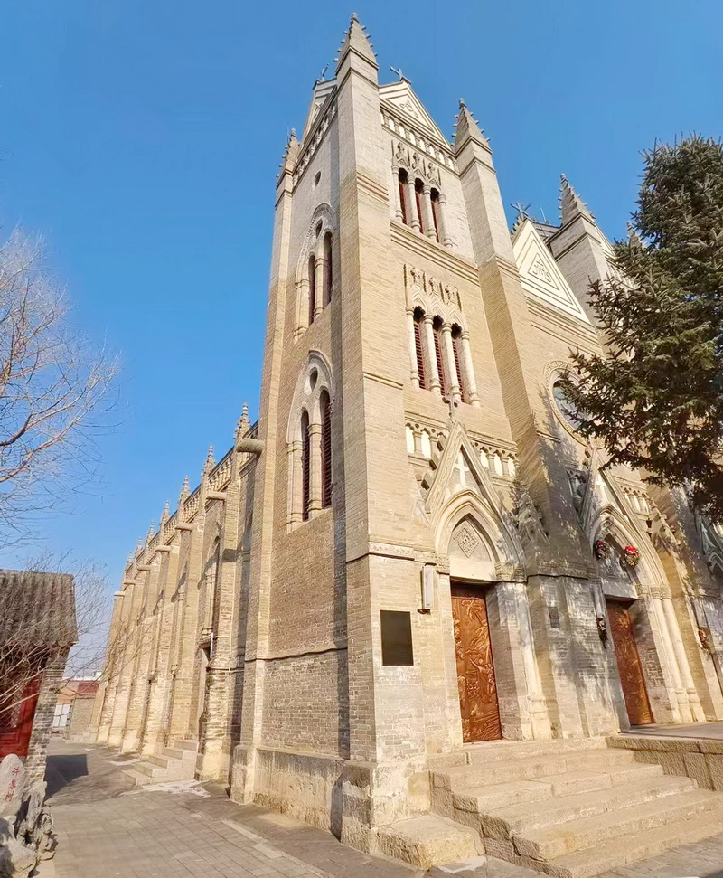 Yongning Catholic Church (Sacred Heart Church), one of the best 10 churches in Beijing