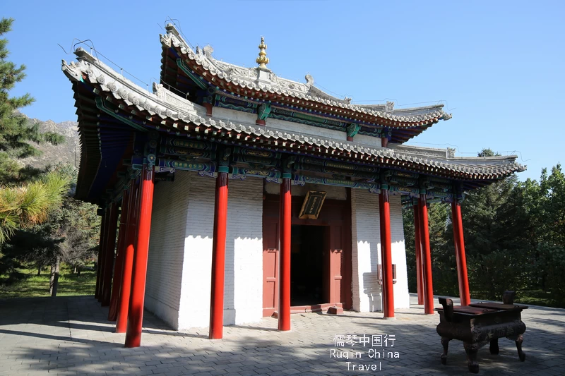 the Grand Queen Hall 太后庙 at Meidaizhao Temple