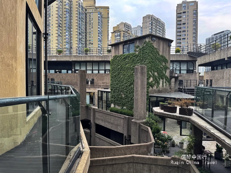A Maze of Bridges in the Sky at 1933 Old Millfun
