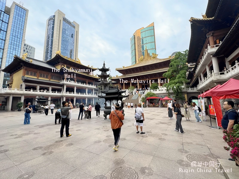 a wide, open courtyard—the grand plaza between the Shanmen and the Main Hall in Jing'an Temple