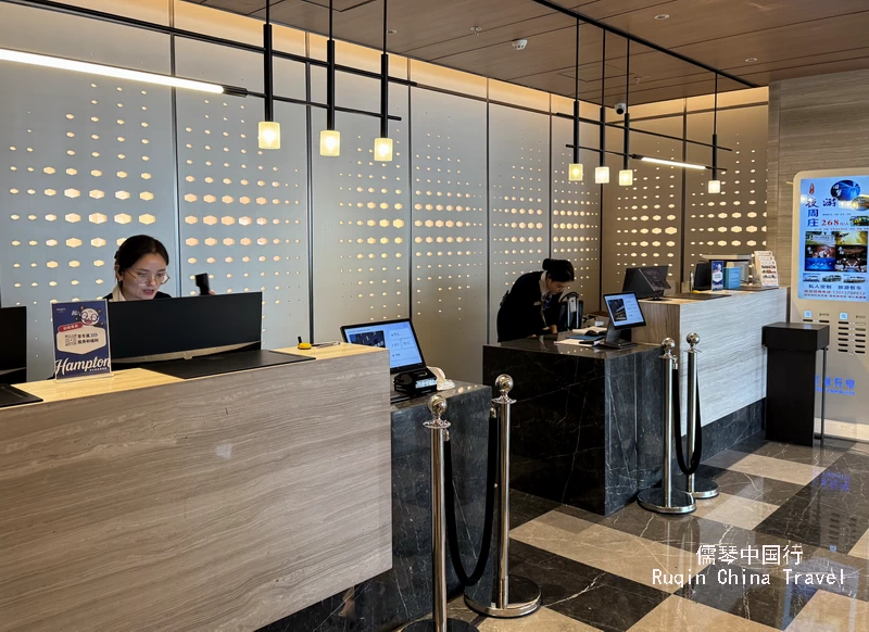 The Reception Desk at Hampton by Hilton Suzhou Guanqian Street