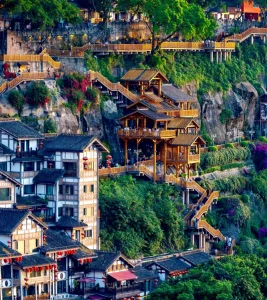 How to reserve Hongya Cave in Chongqing