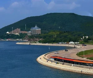Binhai Road 滨海路, a free attraction in Dalian