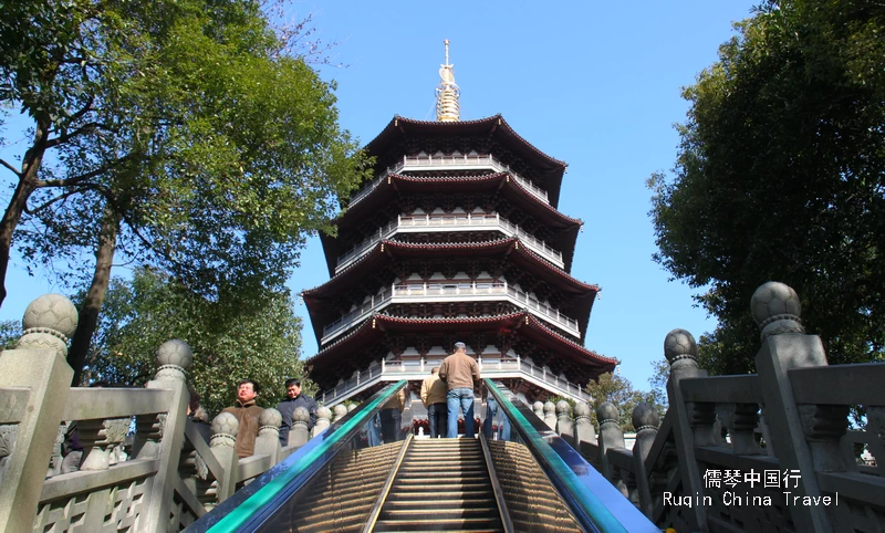 How to buy tickets for Leifeng Pagoda (雷峰塔) in Hangzhou
