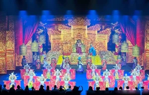 Don’t miss the famous show “The Romance of Song Dynasty” at Songcheng in Hangzhou