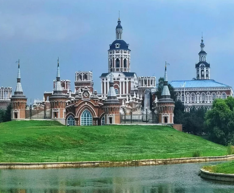 Volga Manor