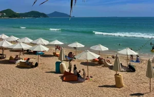 Dadonghai Beach in Sanya