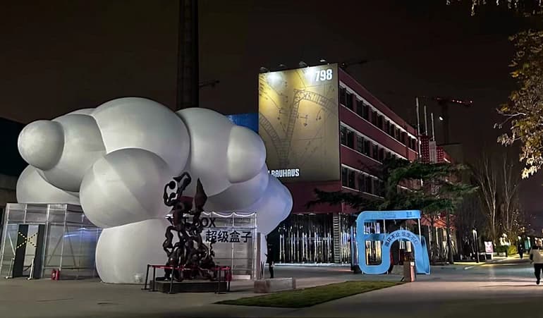 798 Art District Night Tour