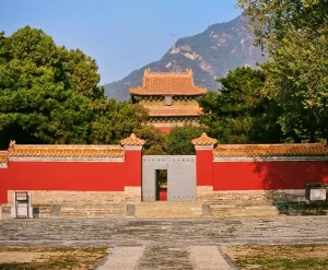 Jingling Tomb in Beijing (景陵)