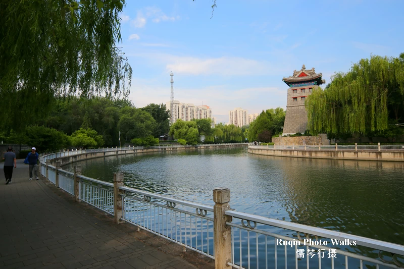 Zuo'anmen Corner Tower: the East City Moat meets the South City Moat in Beijing