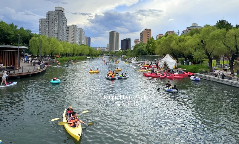 A full panoramic view of Liangma River from the west side of Yansha Bridge