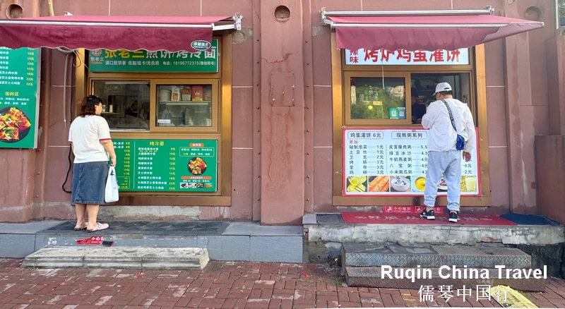 Two simple breakfast shops in my community in Beijing.