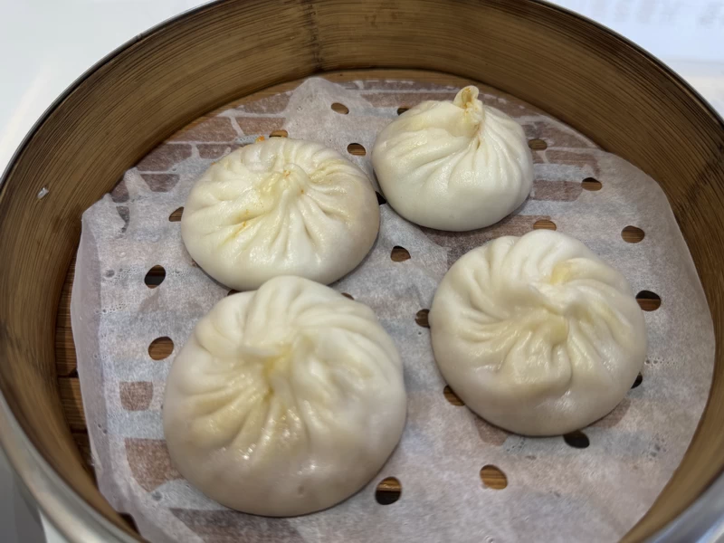 four pure crab soup dumplings at Laoshengxing Beijing