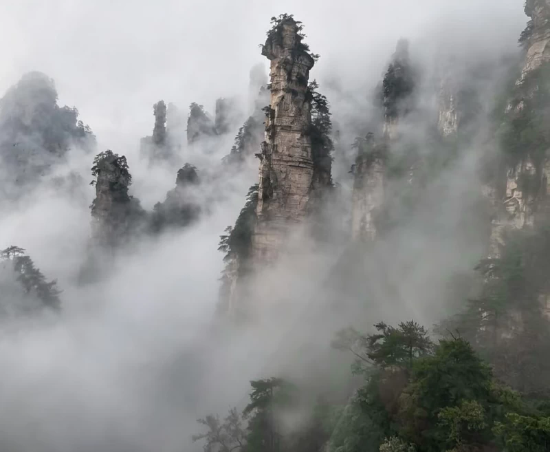 The foggy Tianzi Mountain viewded from the Cableway