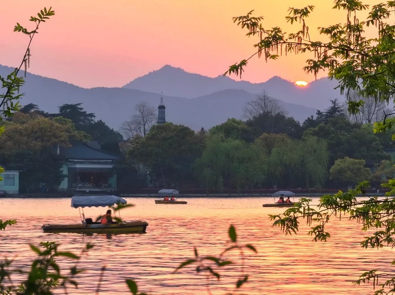 Sunset over the West Lake